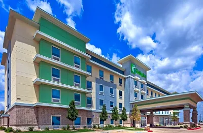 Holiday Inn Amarillo East Hotels near Walmart Supercenter