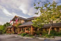 Cambria Pines Lodge Hotels near Ball and Skein and More