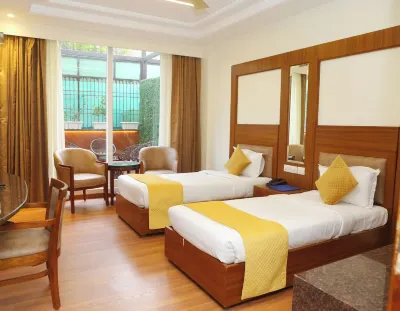 Karon Hotels - Lajpat Nagar Hotels in Delhi