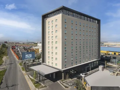 Four Points by Sheraton Monterrey Airport Hotels near Parroquia Nuestra Señora de Guadalupe