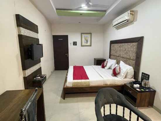 Hotel Ranjeet Akola Rooms