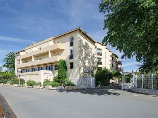 Hotel les Névons Hotel Exterior