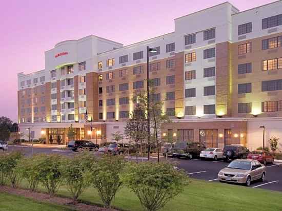 DoubleTree by Hilton Dulles Airport - Sterling Hotel Exterior