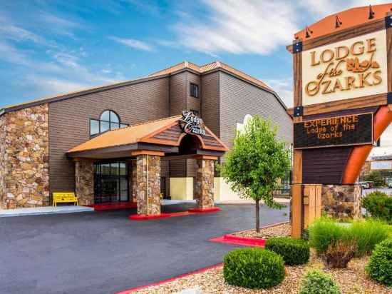 Lodge of the Ozarks Hotel Exterior