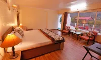 India Hotel - Lake View - Mall Road Nainital Hotels near Maa Sheetla Devi Mandir