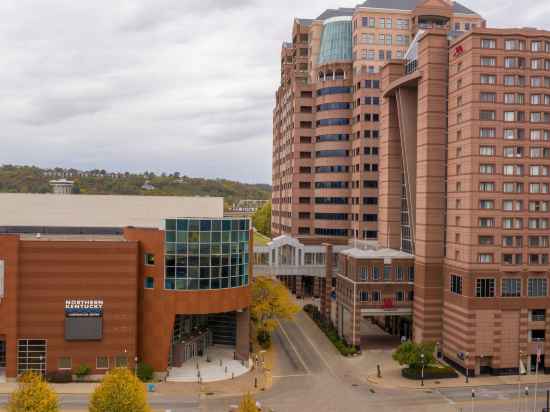 Cincinnati Marriott at RiverCenter Hotel Exterior