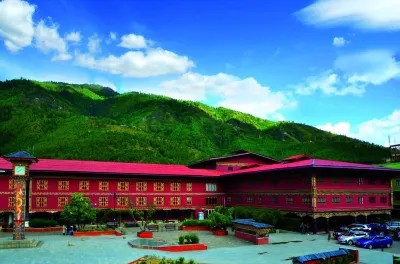 Druk Hotel Hotels near Tashichho Dzong