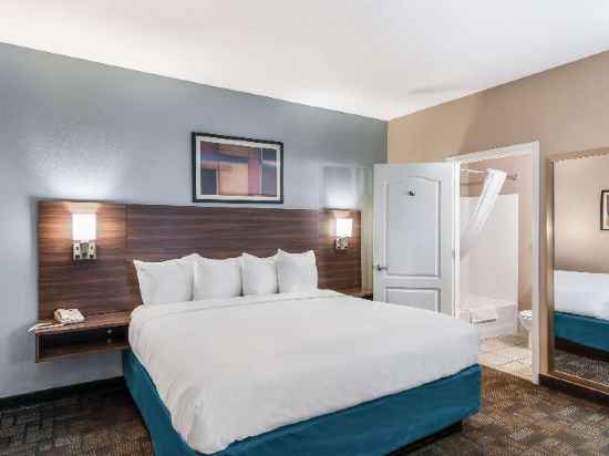 MainStay Suites Extended Stay Hotel Casa Grande Rooms