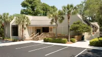 Holiday Inn Express Hilton Head Island Hotels near Burkes Beach