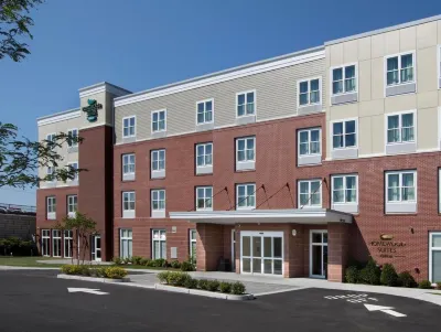 Homewood Suites by Hilton Newport/Middletown Hotels near US Naval Undersea Warfare Center