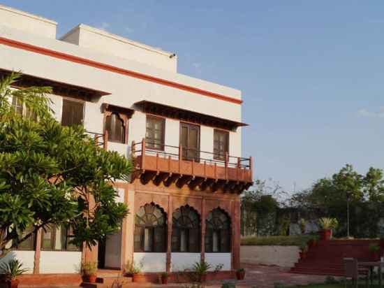 Amritara Chandra Mahal Haveli Hotel Exterior