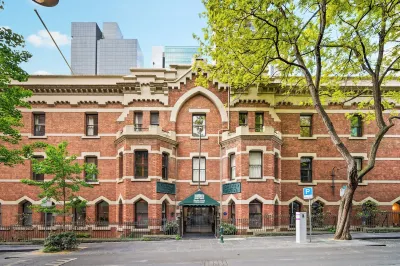 Gordon House Apartments Hotels in Melbourne