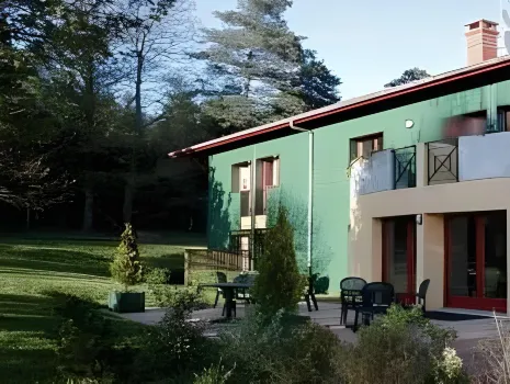 Le Pavillon Hôtels à proximité de Lac des Sapins