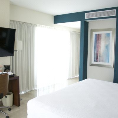 King Room with Balcony and Partial Ocean View Four Points by Sheraton Veracruz Promo Code