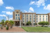 Comfort Suites Carlsbad Hotels near Cavern City Air Terminal