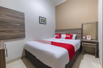 OYO Life 3248 Vision Residence Karawang فنادق في West Karawang