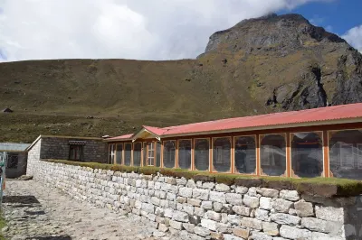 Machermo Lodge & Bakery Hotels near Ama Dablam