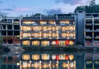 Xiqiao Night Language River View Homestay (Phoenix Ancient City Lijiang Branch) Hotels in Fenghuang