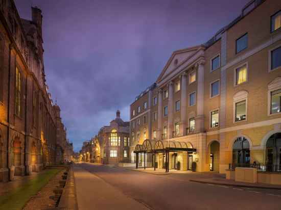 Hilton Cambridge City Centre Hotel Exterior