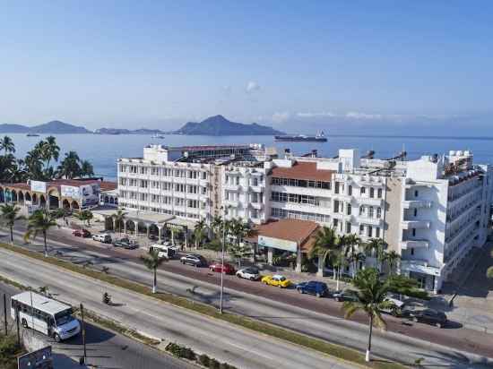 Hotel Fiesta Mexicana Hotel Exterior