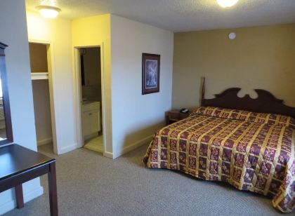 Budgetel Inn and Suites - Louisville