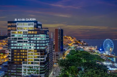 DoubleTree by Hilton Guayaquil Hoteles cerca de De Prati Sur