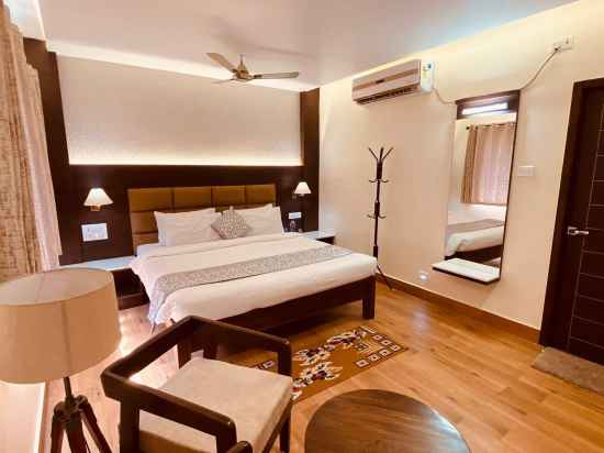 Le Shiv Executive Suite Rooms