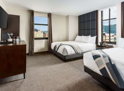 Joinery Hotel Pittsburgh, Curio Collection by Hilton