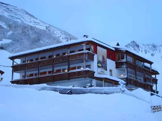 Langtaufererhof Hotel Exterior