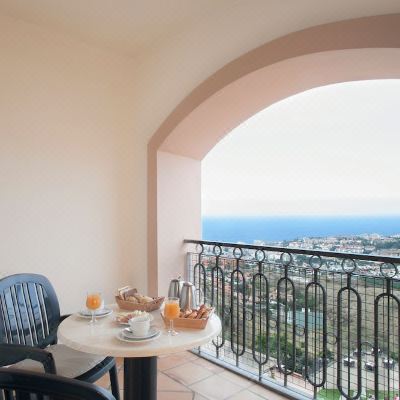 Premium Suite Hotel Las Aguilas Promo Code