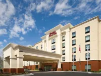 Hampton Inn & Suites Baltimore/Woodlawn Hotels near Inner Harbor