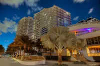 W Fort Lauderdale Hotels near Dr. Don D. Fisher, DO