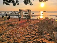 Sairee Hut Resort Koh Tao Отели рядом с достопримечательностью «Asia Divers»