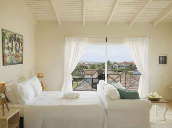 Ocean Breeze Boutique Hotel & Marina Rooms