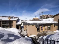 Ski Inn Hotel berhampiran Yampa River Botanic Park