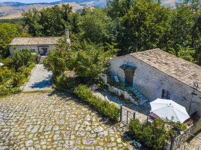 Country House Case Catalano Hotels near Mostra Dell'artigianato Artistico Abruzzese