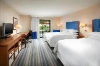 Four Points by Sheraton Bakersfield Hotels near Forever 21