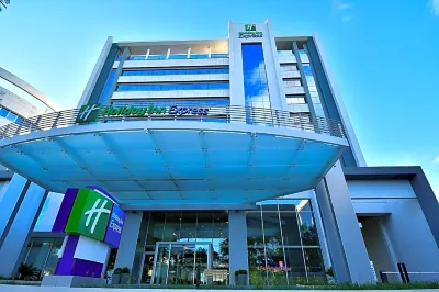 Holiday Inn Express Asuncion Aviadores Hoteles cerca de Costanera de Asuncion