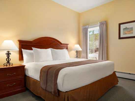 Stanton Suites Hotel Yellowknife Rooms