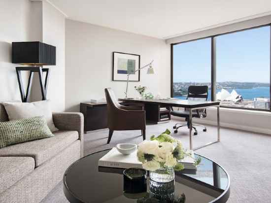 Four Seasons Hotel Sydney Rooms