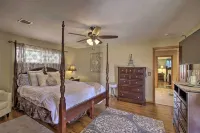 Spacious Lancaster Family Ranch - BBQ and Patio Hotels near Lancaster Commerce Center