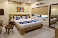 Vrinda Hotel Hotels near Gandhi Park