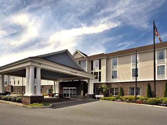 Hampton Inn & Suites Cape Cod-West Yarmouth Hotel Exterior