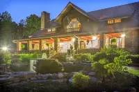 Hilltop Manor B&B Hotels near Garvan Woodland Gardens