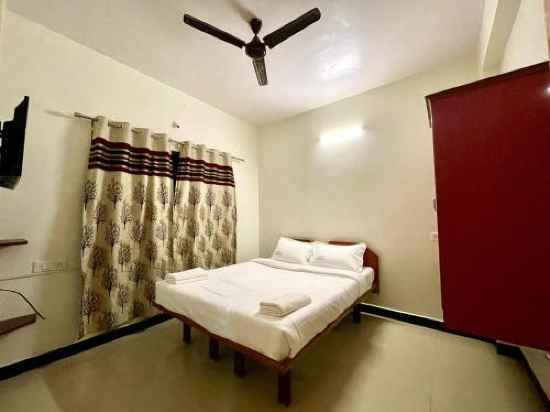 Ashray Residency Rooms