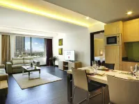 Ibis Kuwait Salmiya Hotels near VENUE 56