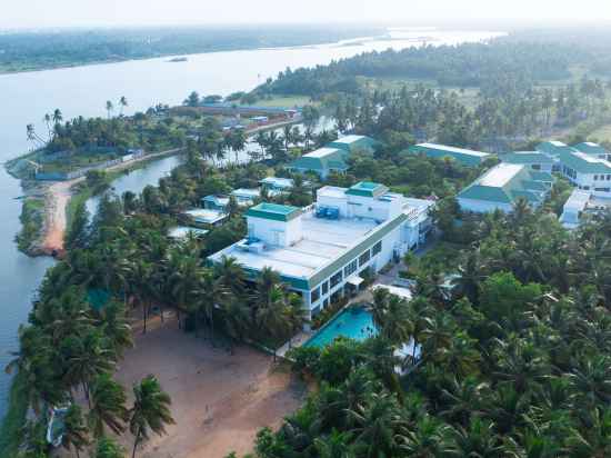 Radisson Resort Pondicherry Bay Hotel Exterior