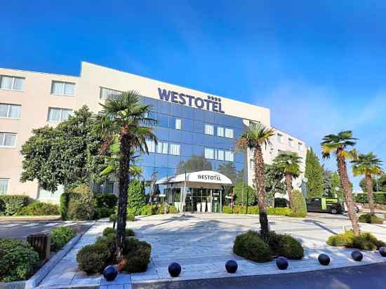 Westotel Nantes Atlantique Hotel Exterior