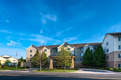 Homewood Suites by Hilton Fort Collins Hotels in der Nähe von Veterans Plaza of Northern Colorado