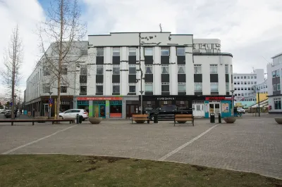 Acco Town Square Apartments Hotels in Akureyri